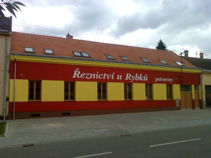 Řeznictví U Rybků, Podivín: prodejna a zpracování masa