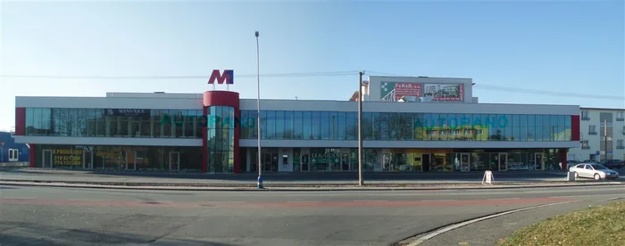 Obchodní centrum M1, Břeclav – fotografie 2