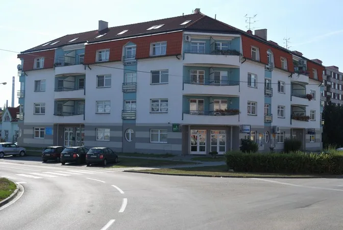 Polyfunkční dům, Břeclav – fotografie 3